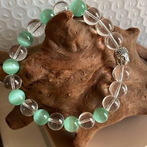 10mm Mint green cat eye with clear quartz